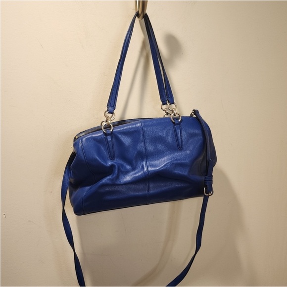 COACH blue leather shoulder bag with long strap - Picture 11 of 16